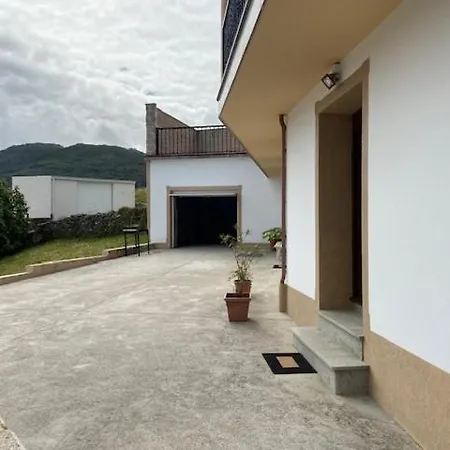 O Casa Con Vistas En Carnota Lira (A Coruna)